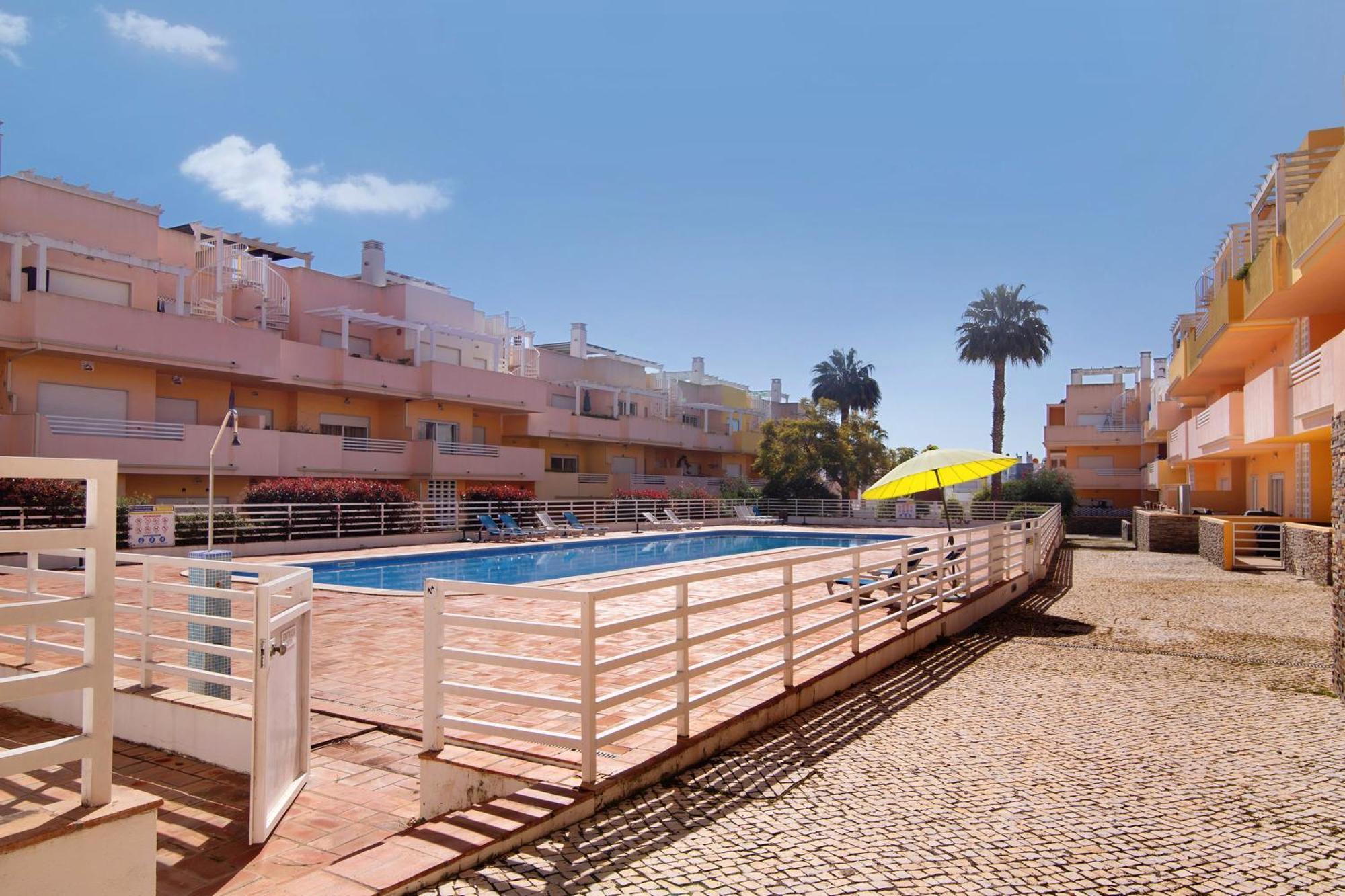 Apartamento Royal Cabanas Golf Conceicao  Exterior photo