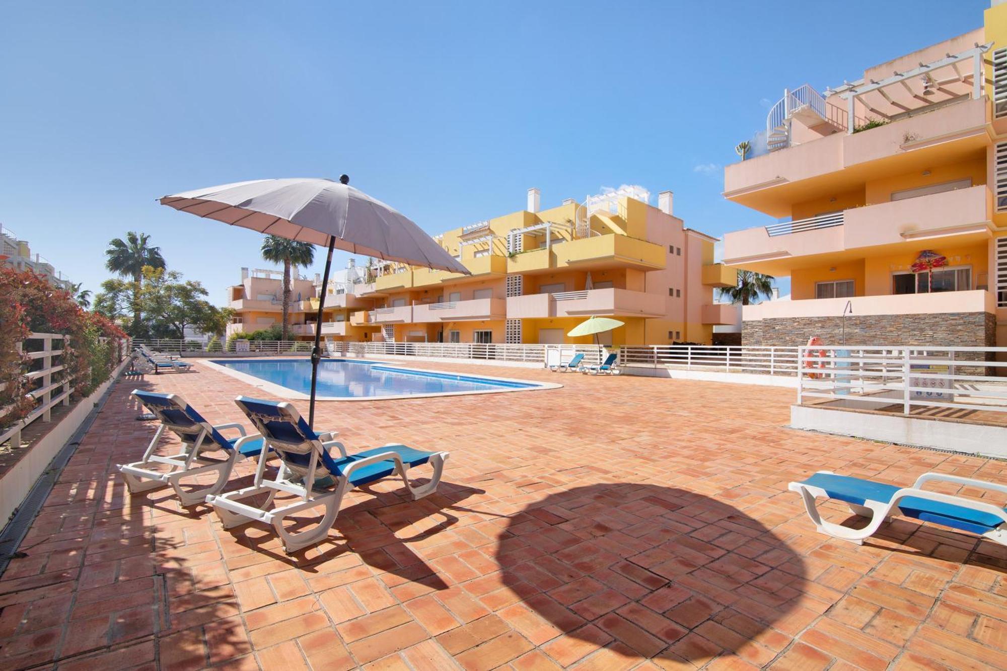 Apartamento Royal Cabanas Golf Conceicao  Exterior photo